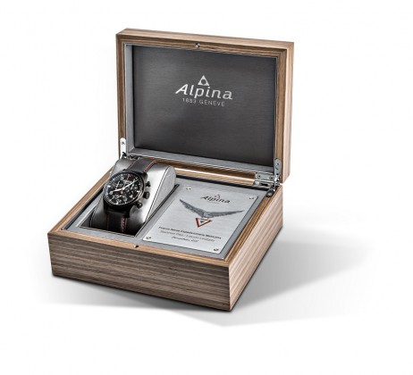 Startimer Pilot Chronograph Big Date « Escuadrón 201 » Alpina