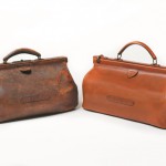 LES 2  DOCTOR BAG CHARLES GORDON GLENFIDDICH