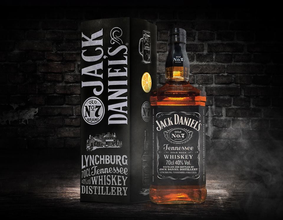 CÉLÈBRE LA VIE JACK DANIELS DANNIVERSAIRE+BOÎTE EN BOIS AVEC