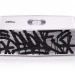 LG x JonOne Enceintes Portable P5 Noir et blanc 3