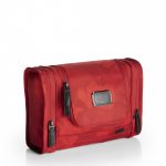TUMI-RussellWestbrook-HangingTravelKit_071091RW-135euros