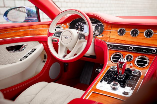 Intérieur N°1 Bentley Continental GT V8 Contest Yacht