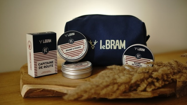 packaging trousse cosmétiques bio LeBRAM X Clean Hugs