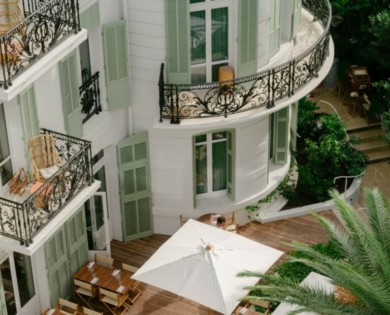 A Cannes, le Belle Plage – Hôtel Spa et Restaurant